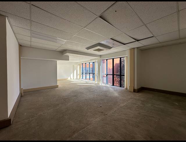 1,731M² OFFICE TO LET IN SANDTON CENTRAL